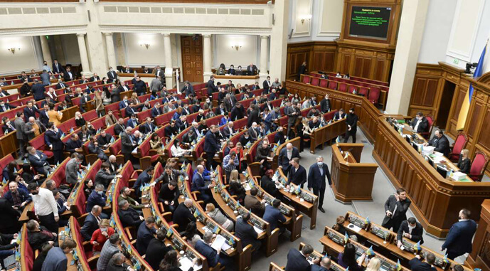 В Україні запровадили надзвичайний стан. Верховна Рада підтримала рішення 