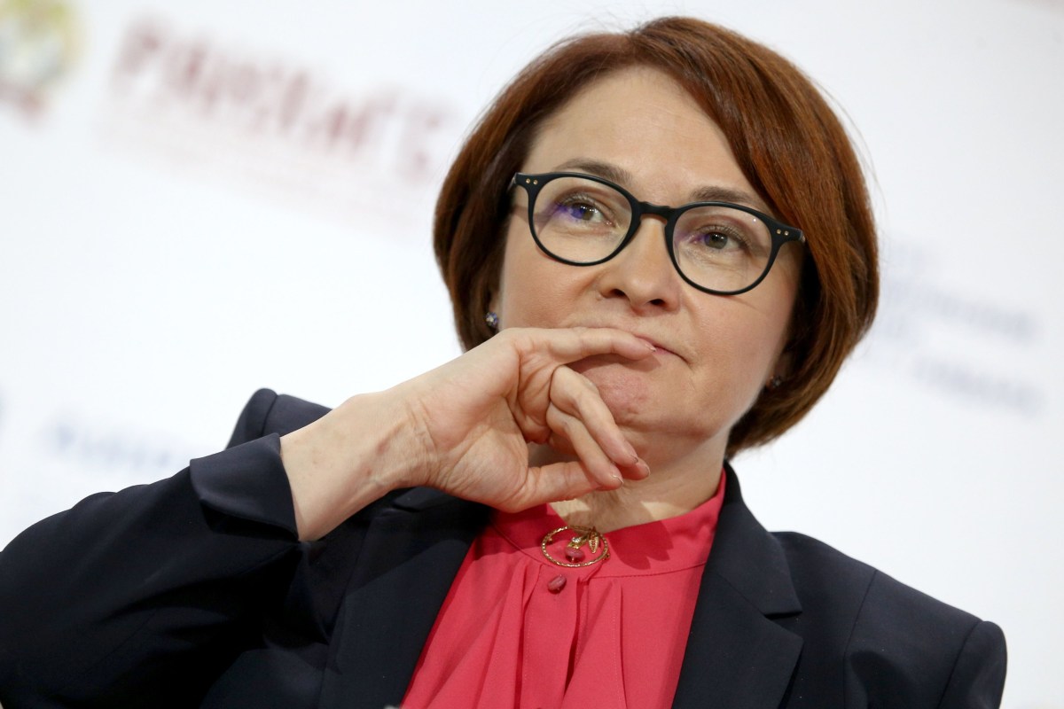 "Щури уже побігли": голова Центробанку РФ подала у відставку, Путін відмовив