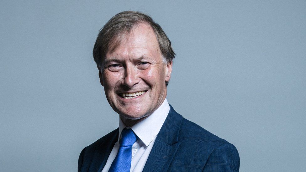 Депутата британського парламенту Девіда Амесса вбили під час зустрічі з виборцями