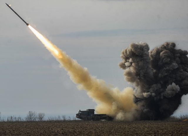 Росія з початку вторгнення випустила по Україні понад 900 ракет різних типів – Пентагон