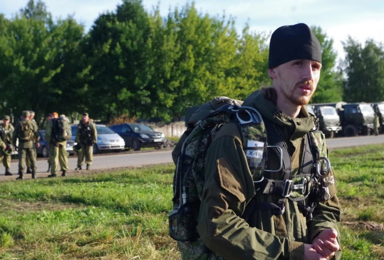В Україні ліквідували псковського десантника у попівській рясі
