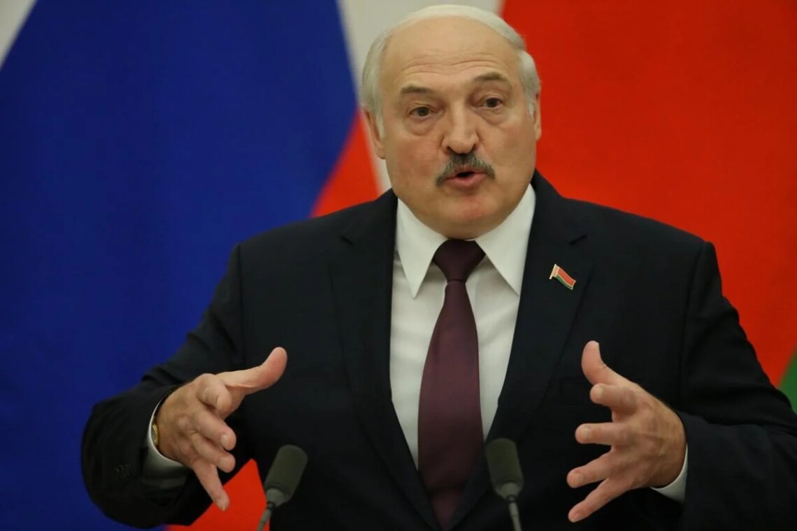Лукашенко заявив про проведення своєї "спецоперації" в Україні