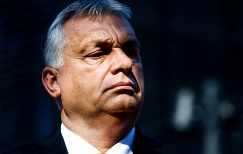 Орбан піймав кураж і вважає, що російська труба продовжить постачати нафту. Але так сталося, що ця труба йде через Україну, – Зеркаль