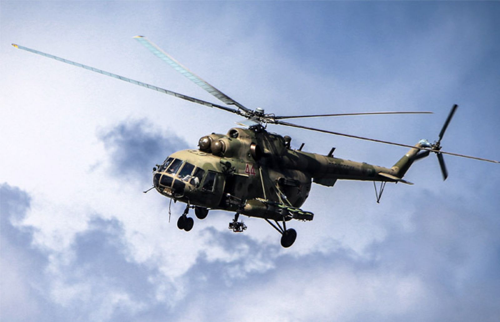З'явилися нові деталі героїчних вертолітних місій ЗСУ до Маріуполя