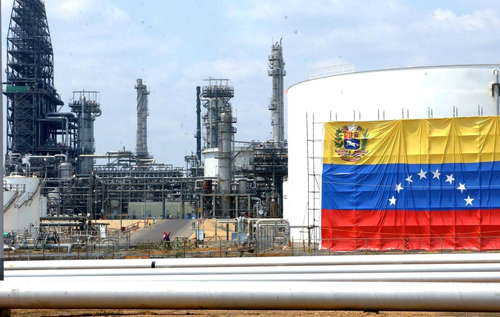 США дозволить поставляти венесуельську нафту в Європу, – Reuters