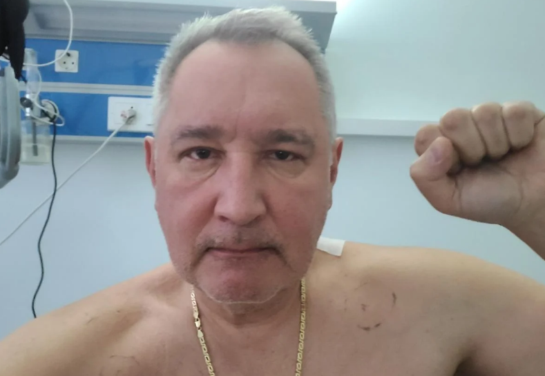 "Я знову живий": поранений Рогозін відправив Макрону осколок зі свого хребта