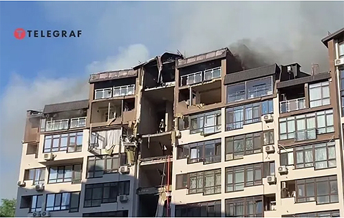 Росія вдарила ракетами по Києву, із двох будинків евакуювали мешканців. Є постраждалі