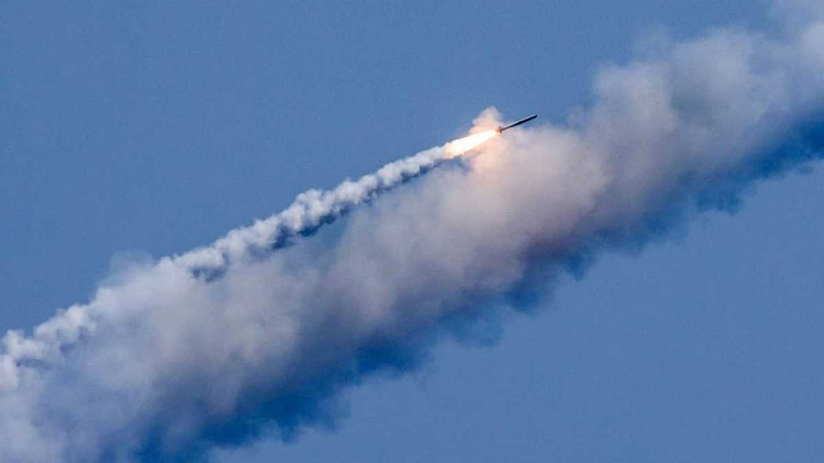 У Повітряних силах України перерахували найнебезпечніші ракети, які запускає Росія 