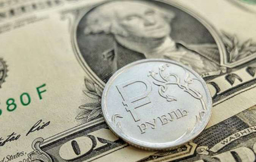 России предрекли доллар по 90 рублей – экономика страны "успешно катится по наклонной"  