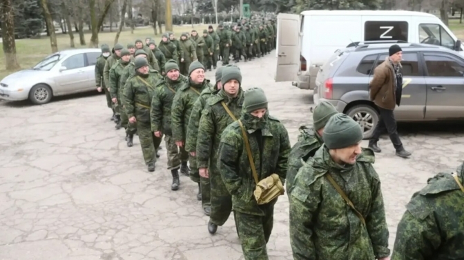 Кремль мобілізованими "затикає дірки" у вже розбитих елітних підрозділах – ISW