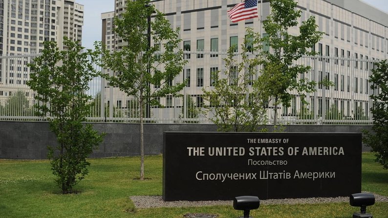 В США пояснили, чому закликали своїх громадян терміново виїхати з України
