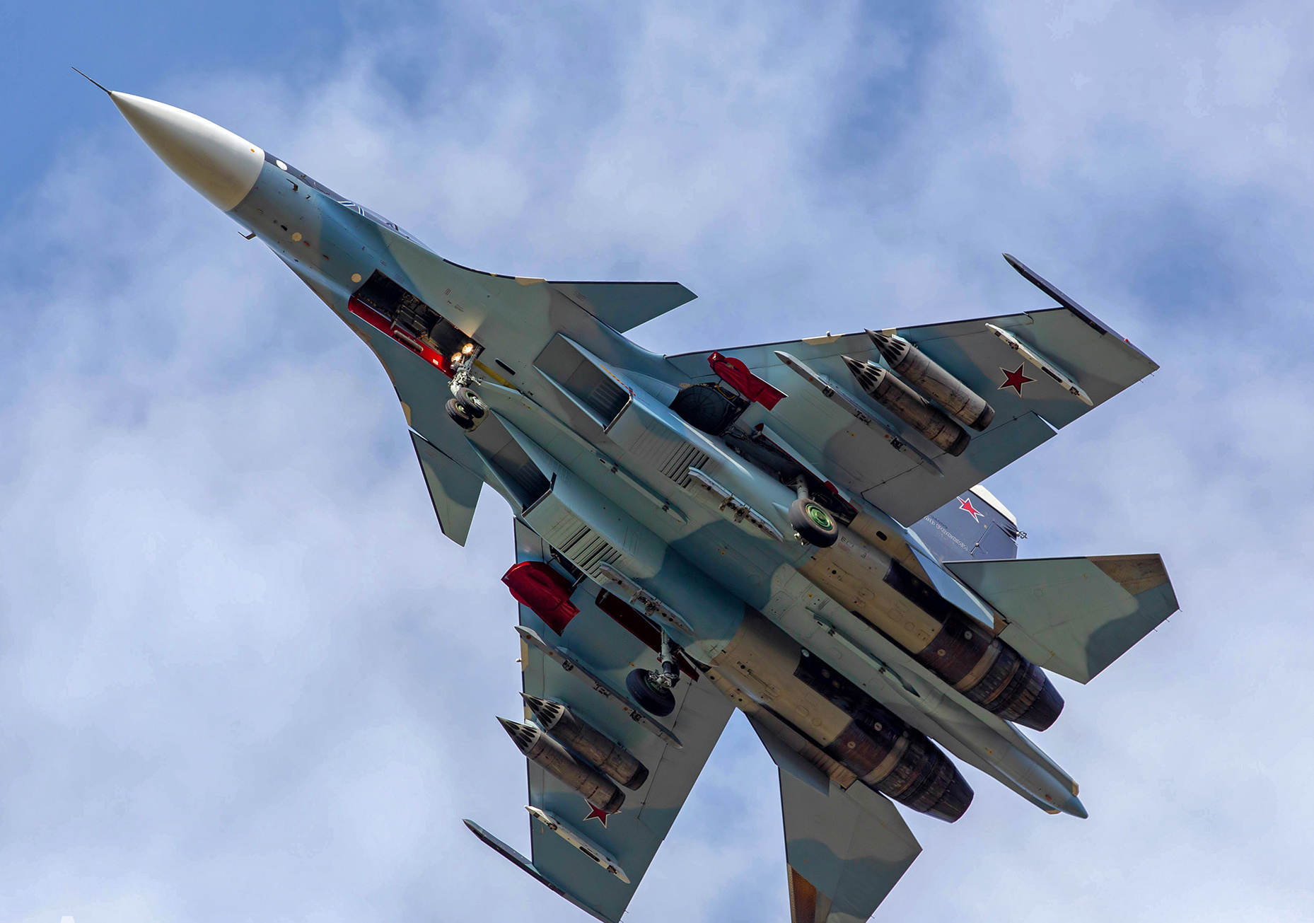 Скільки можуть коштувати російські літаки, знищені в Криму – Forbes