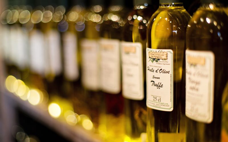 Оливкова олія дорожчає на тлі аномальної спеки в Європі – WSJ