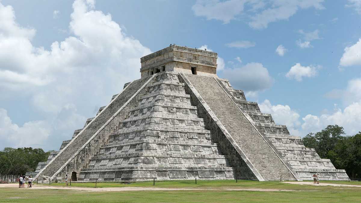 Майя використовували рештки людей для створення ритуальних м'ячів – вчені