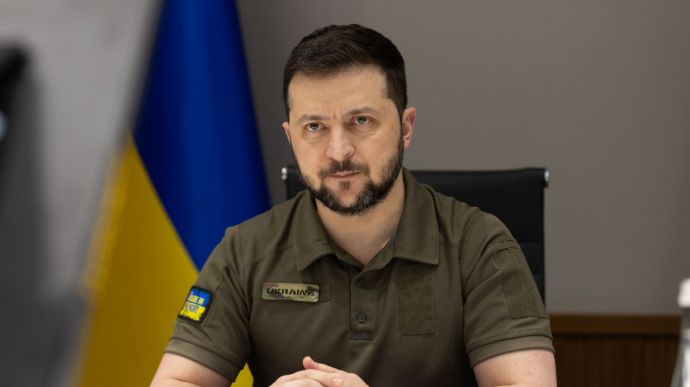Зеленський привітав українців з Днем гідності та свободи
