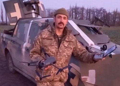 Волонтерка: Нашим хлопцям, що рясно шмалять падаль, яка стріляє по Херсону, потрібна допомога