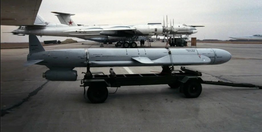 Росія встановила на ракети Х-101 "теплові пастки", щоб долати ППО – експерт
