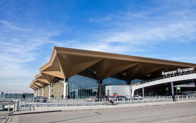 У Санкт-Петербурзі закрили аеропорт через невідомий об'єкт у повітрі, введено план "Килим"