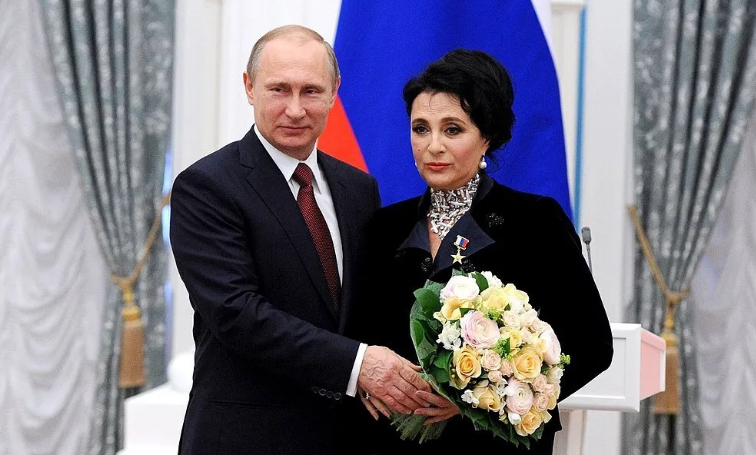 Глава федерації художньої гімнастики РФ назвала подяку Путіна такою, вище за яку нічого бути не може