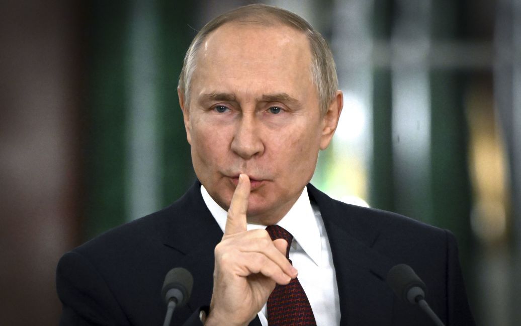 Путін заборонив росіянам вживати іноземні слова