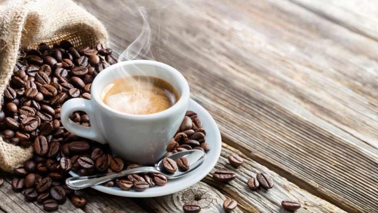Будьте обережними: кава щодня може завадити вам схуднути