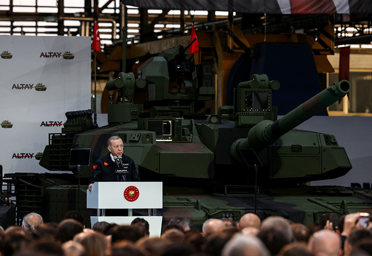 Ердоган представив новий турецький танк "Алтай" і анонсував його масове виробництво