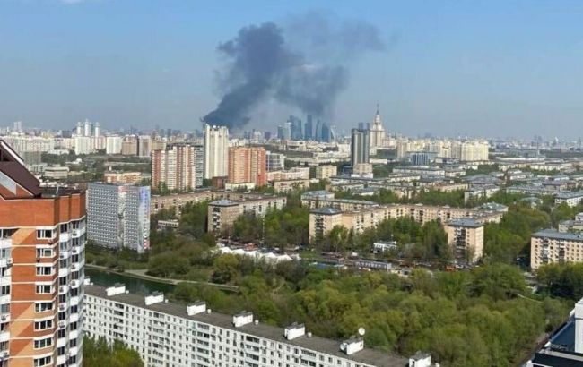 У центрі Москви спалахнула пожежа в елітному ЖК