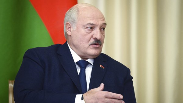 ЗМІ спростовують госпіталізацію Лукашенка: де він зараз насправді