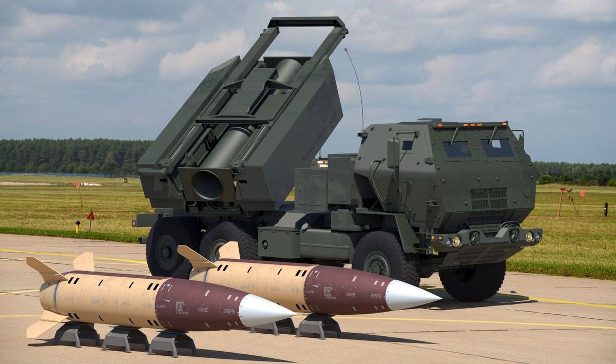 США розглядають питання передачі Україні ракет ATACMS, – Байден