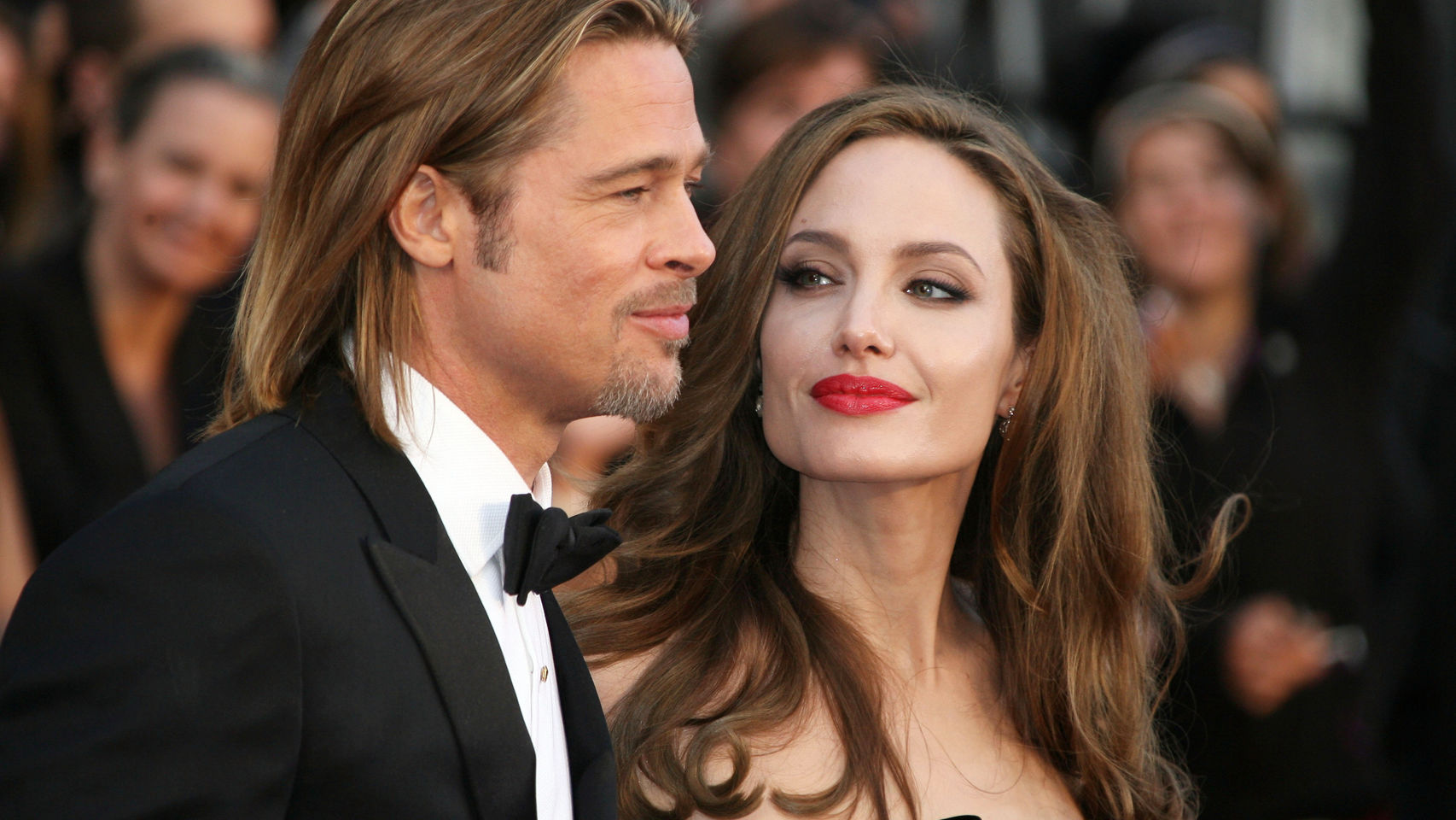 Бред Пітт заявив, що Анджеліна Джолі навмисно продала частину їхнього бізнесу російському олігарху