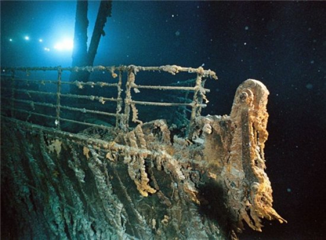 Біля "Титаніка" продовжують шукати човен з туристами: кисню залишилося більш ніж на добу 