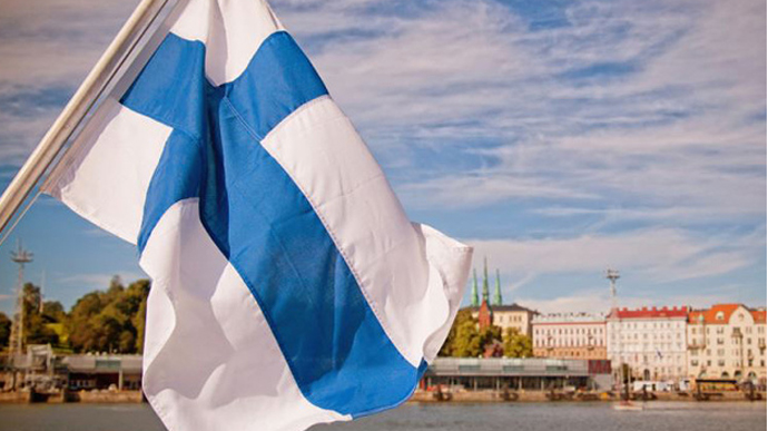 У Фінляндії відповіли на скандальні слова Воллеса про невдячність України