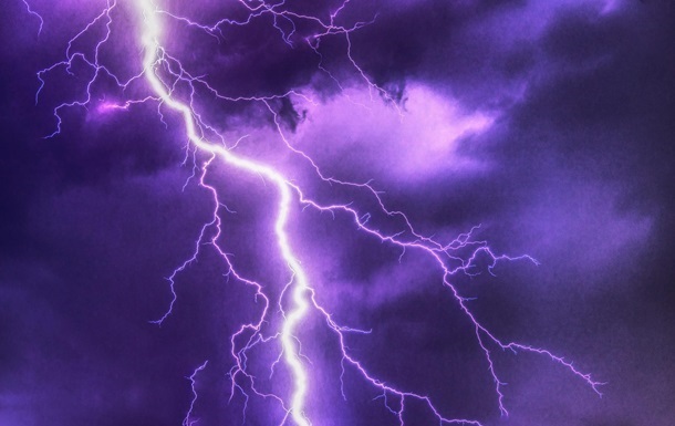 У Бразилії блискавка вразила учасників акції на підтримку Болсонару: постраждали понад 70 людей