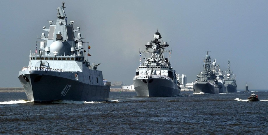 50 кораблів і 30 літаків: Росія почала військові навчання в Балтійському морі