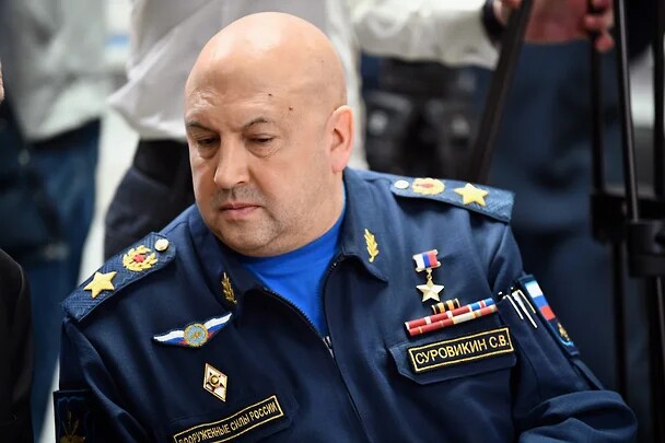 Дані про Суровікіна зникли з сайту Міноборони РФ: аналітики спрогнозували долю генерала