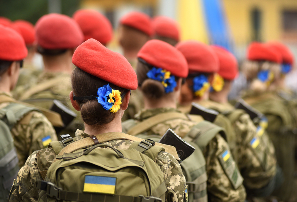 Виїзд з України для жінок на військовому обліку обмежать, – нардеп