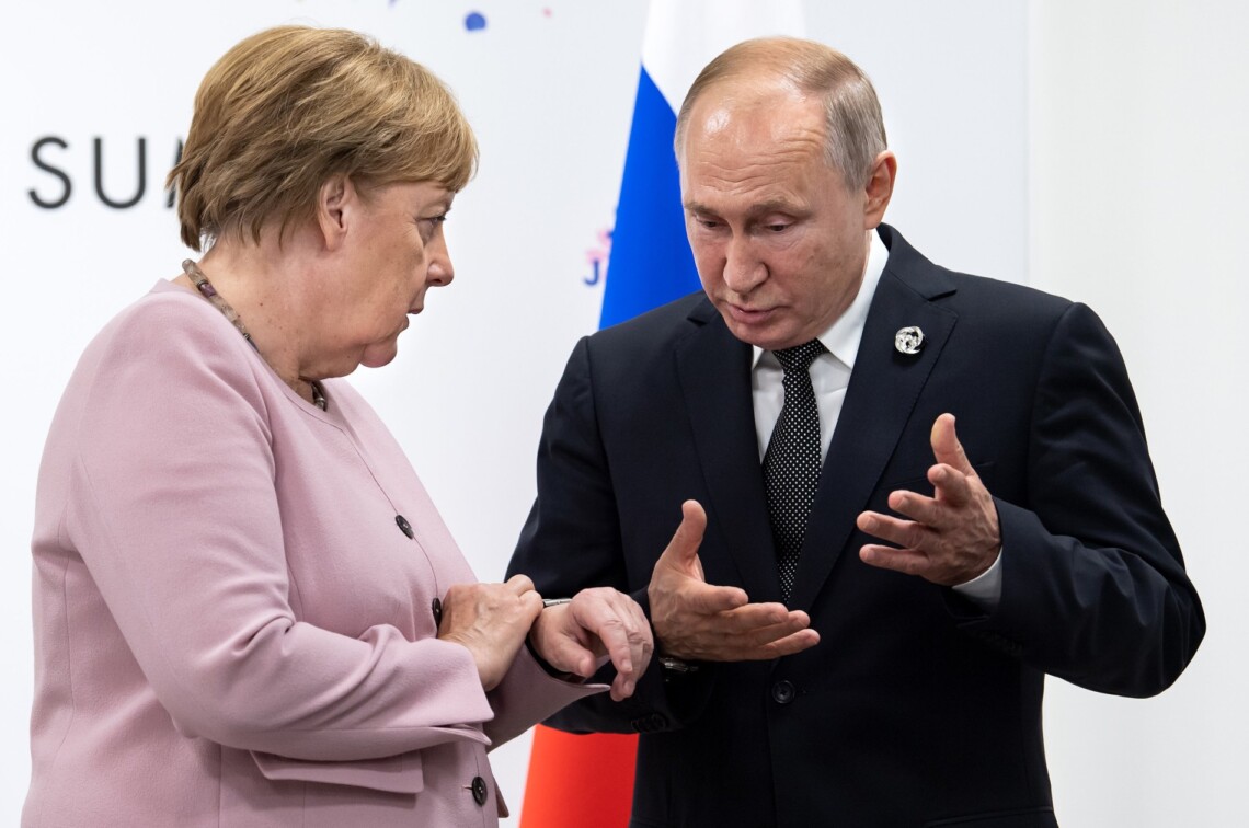 У Німеччині похвалили Меркель за те, що вона виграла час для України на підготовку до війни