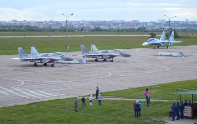 Аеродром "Халіно" в Курську атакував дрон, знищено керівництво авіаполку, – джерела