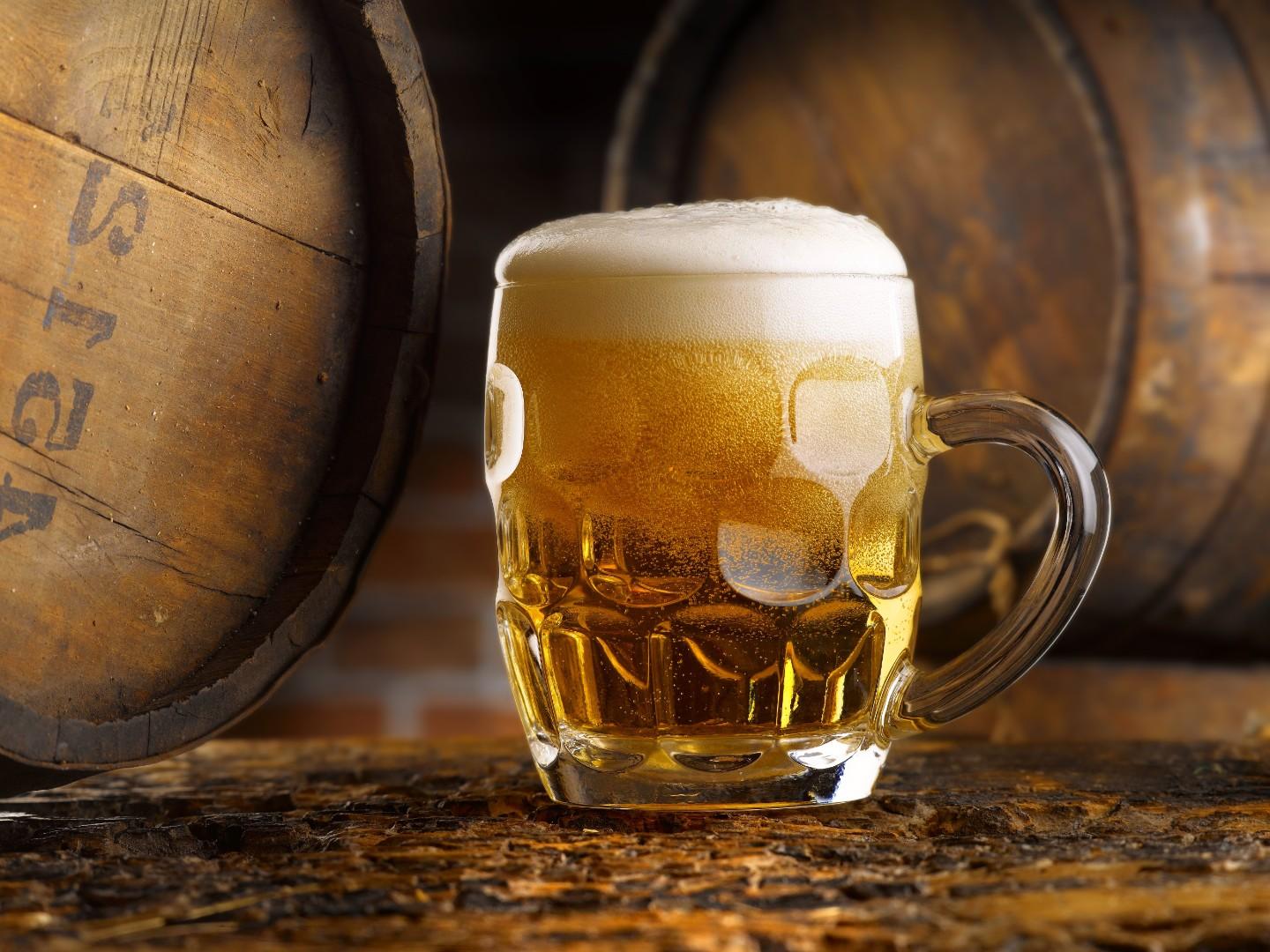 Світу загрожує дефіцит пива: виробники напою б'ють на сполох