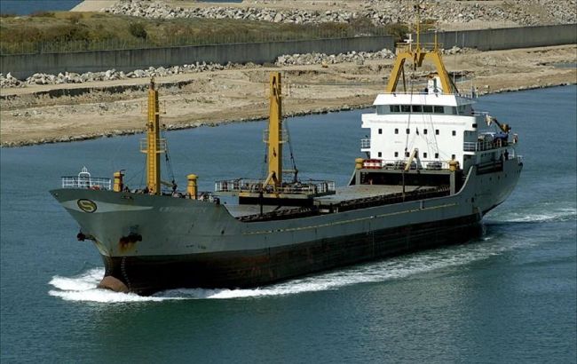 Турецьке вантажне судно підірвалося на міні біля узбережжя Румунії, – Reuters