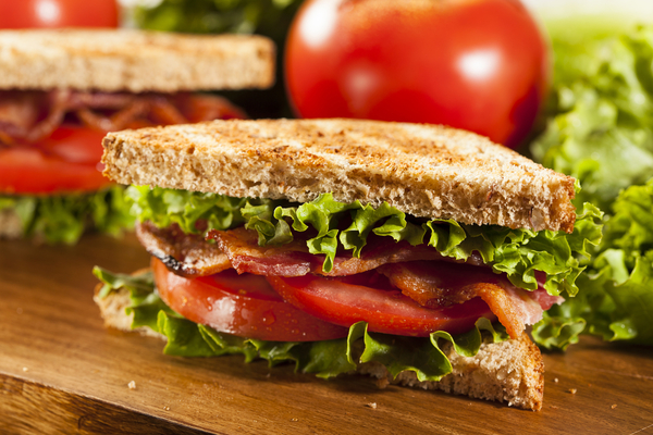 Забудьте слово "бутерброд": 12 українських слів, якими можна його замінити