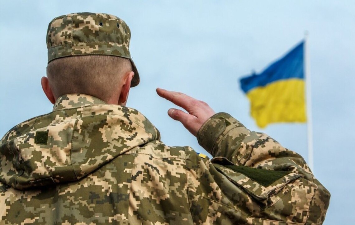 Скільки людей ще потрібно українській армії і чи дійсно будуть воювати всі: роз'яснення експерта