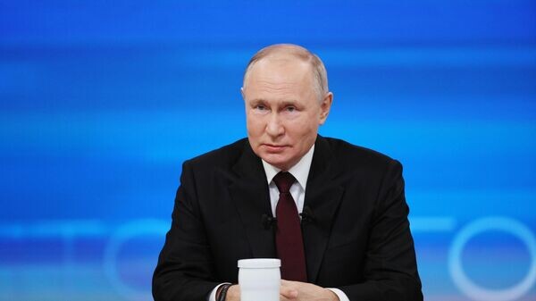 Путін пояснив росіянам, чому вони мають бути жебраками. ВІДЕО