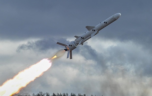 Росія планує оснащувати крилаті ракети касетними боєприпасами – Центр нацспротиву