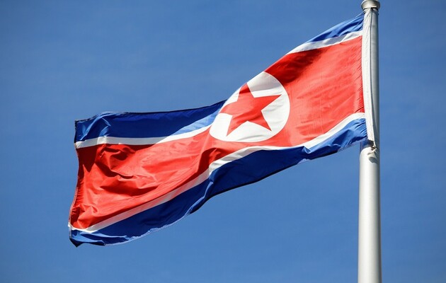 Випустила сотні снарядів: КНДР обстріляла море біля кордону з Південною Кореєю