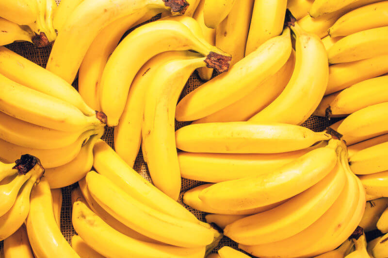 Як зберігати банани, щоб вони залишалися свіжими до 15 днів: лайфхак від почорніння
