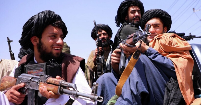 Таліби вкрали 1,2 мільйона доларів з російського літака, що розбився в Афганістані