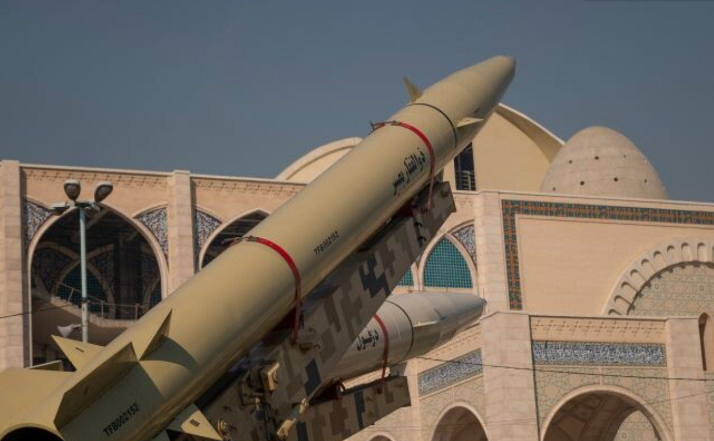 США попередили, що Іран сьогодні може атакувати Ізраїль сотнею дронів та десятками ракет, – ЗМІ
