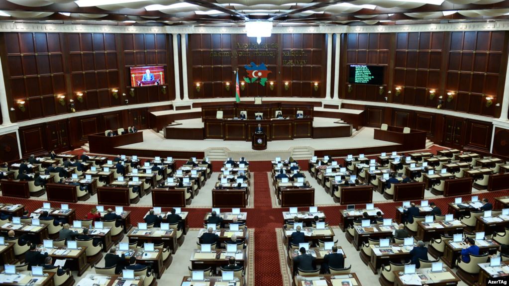 Азербайджан, парламент, страна, досрочные выборы