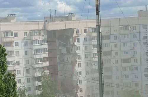 У Бєлгороді обвалився дах багатоповерхівки: у Москві зізналися, хто підірвав будинок